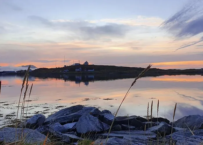 Torsvåg Fyr Feriehus *